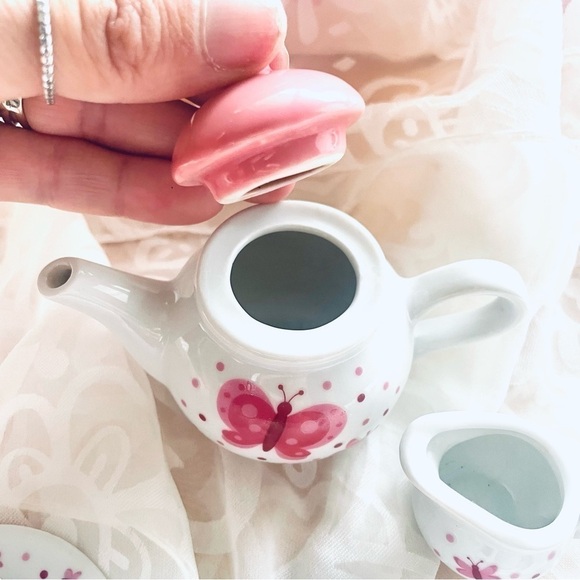 Schylling Butterfly Porcelain Mini Tea Set - Picture 7 of 13